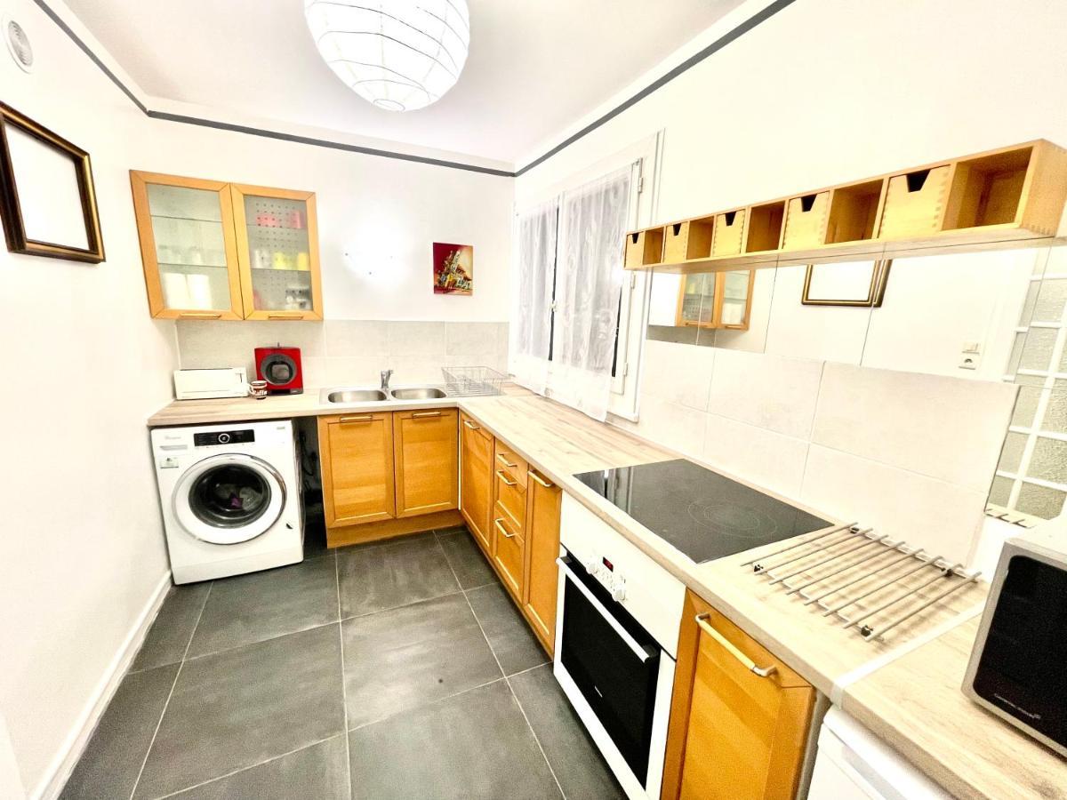 Chambre Privee En Colocation Dans Un Appartement Au Centre De Rillieux La Pape Dış mekan fotoğraf