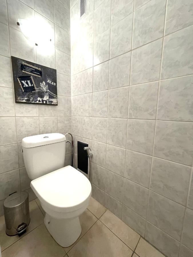 Chambre Privee En Colocation Dans Un Appartement Au Centre De Rillieux La Pape Dış mekan fotoğraf